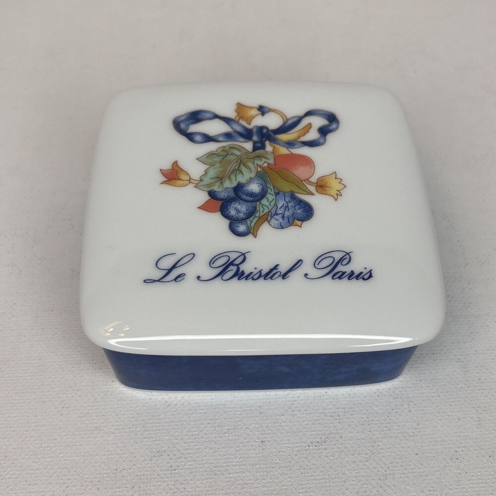 Bernardaud Limoges Le Bristol Paris Porcelain Trinket Box Fruit Motif France 3.5